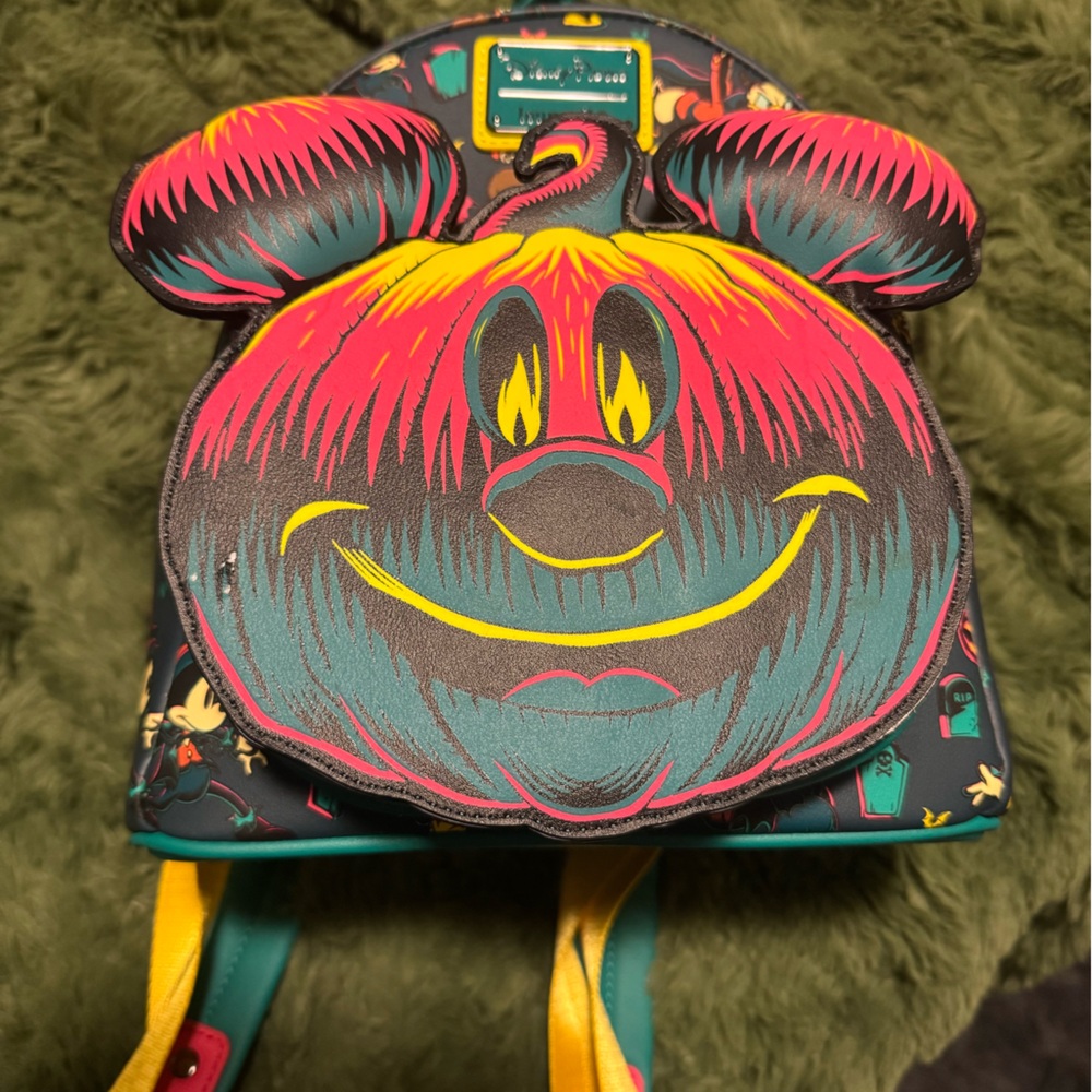 Loungefly Disney Pumpkin Halloween Micky Mouse Mini Backpack
